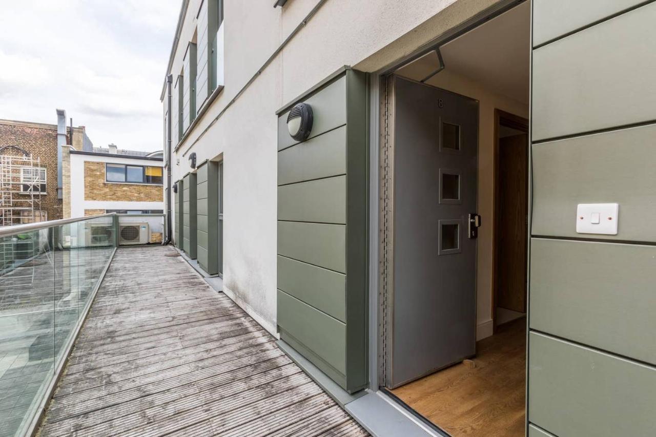 Bright And Modern 3 Bed Hyde Park Appartement