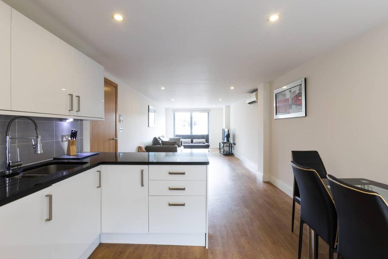 Bright And Modern 3 Bed Hyde Park Appartement *