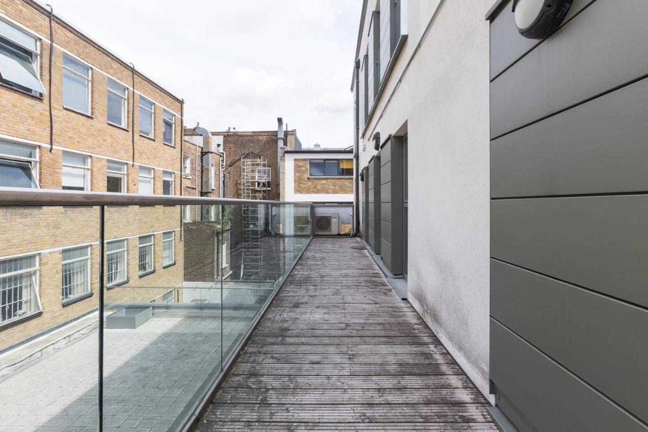 Bright And Modern 3 Bed Hyde Park Лондон